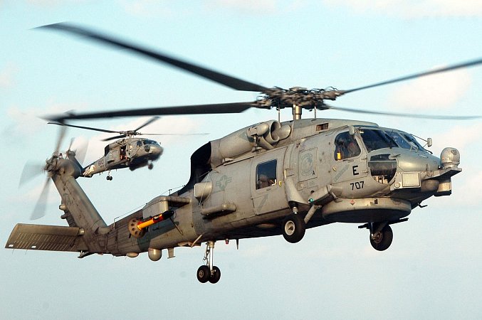 Многоцелевой палубный вертолет SH-60B "Сихок", США Многоцелевой палубный вертолет SH-60B "Сихок", США